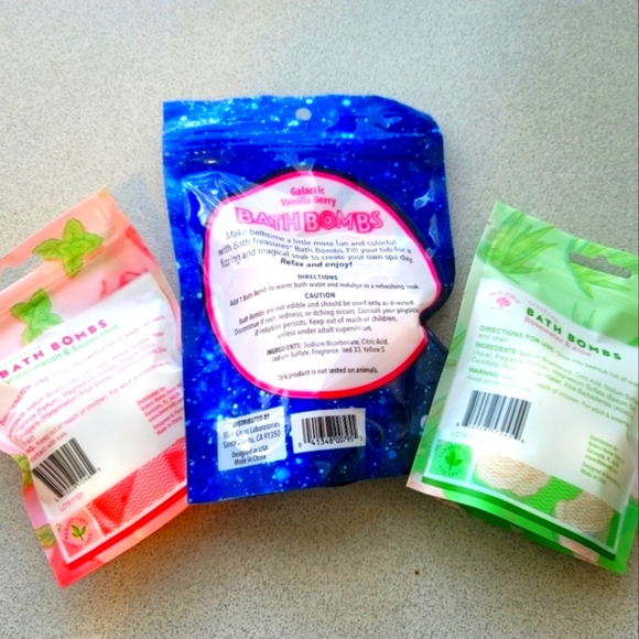 3 Kinds of Bath Bombs (3 Bombs) Watermelon Sweet Mint Vanilla Berry Aloe Rose - Picture 2 of 5